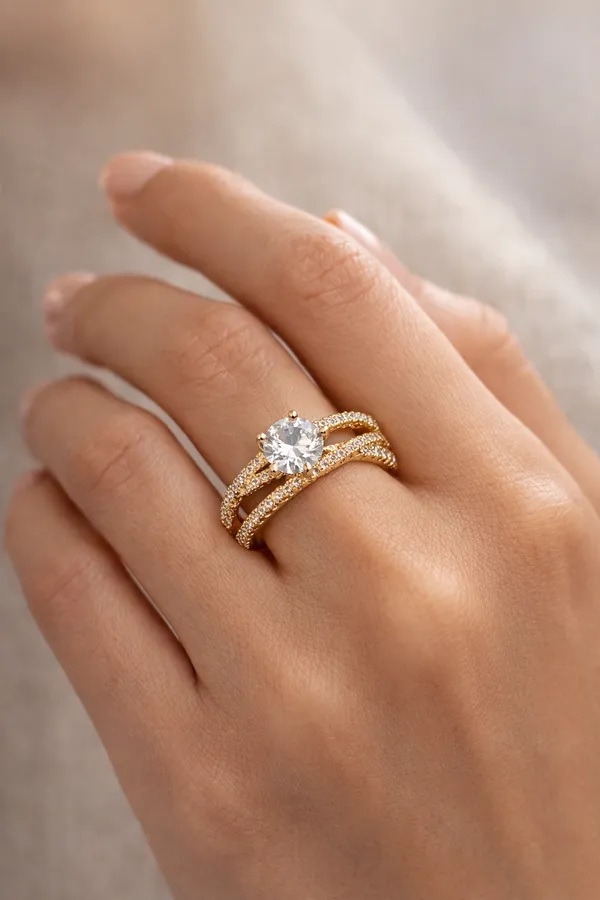 Gold_Trinity_Solitaire_Ring_For_Women